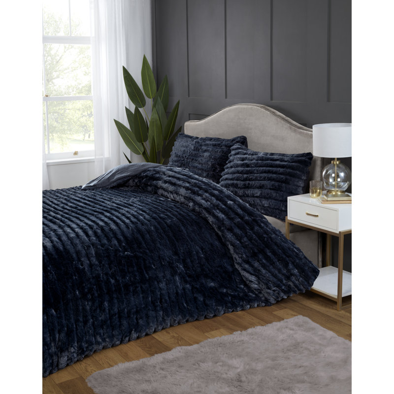 Aliyat Polyester Bedding with Pillowcases Included, Charcoal
