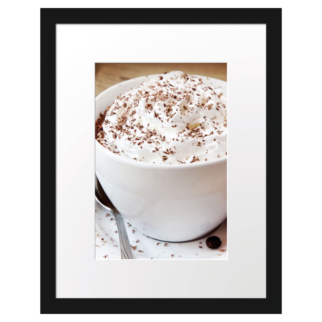 Gerahmtes Poster Frischer Kaffee mit Schokostreusel