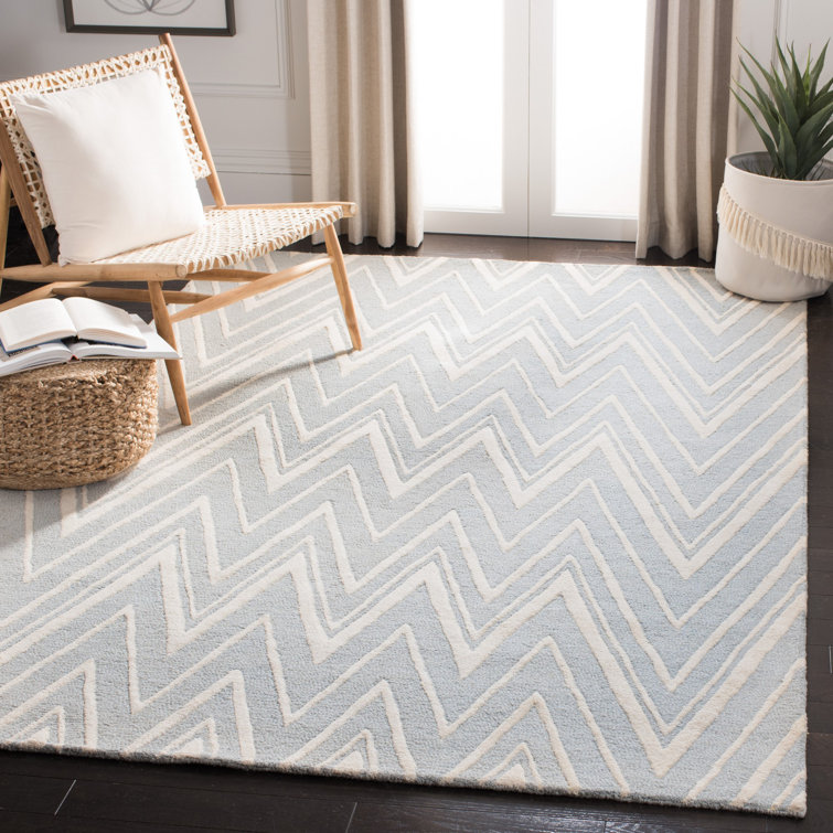 Sanyla Hand Tufted Wool Chevron Rug