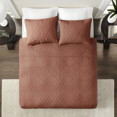 Couvre-lit très grand réversible 3 pièces très grand rouge argile - avec une conception matelassée gracieuse, du coton prélavé pour le confort, comprend 2 taies décoratives assorties, lavable à la machine surdimensionnée avec un rembourrage exquis relaxant,