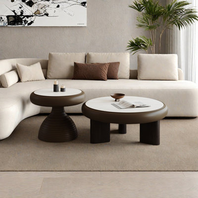 Table basse de style italien minimaliste