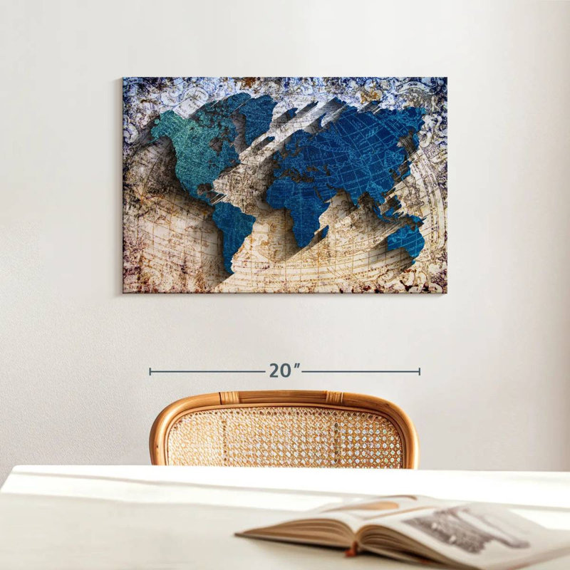 Carte du monde sculptée - reproduction sur toile tendue, H 24 po x l 16 po x P 1,25 po
