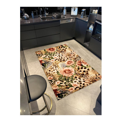 Tapis multicolore à motif floral rose et léopard