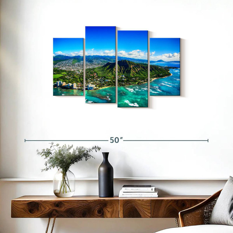 Harpa Diamond Head View, 22" H x 36" W