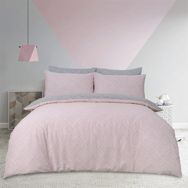 Shoup Polyester Geometric Shapes Duvet Cover Set with Pillowcases Included, Pink