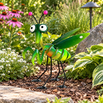 Praying Mantis Garden Sculpture