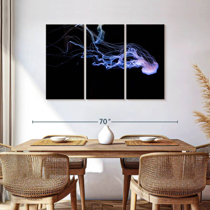 Atlantic Sea Nettle, 36" H x 57" W