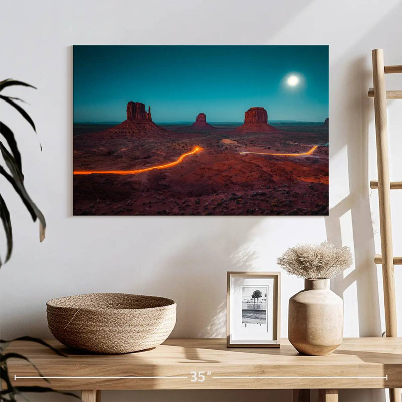 Lune d'Alvord au-dessus de Monument Valley, H 16 po x l 24 po