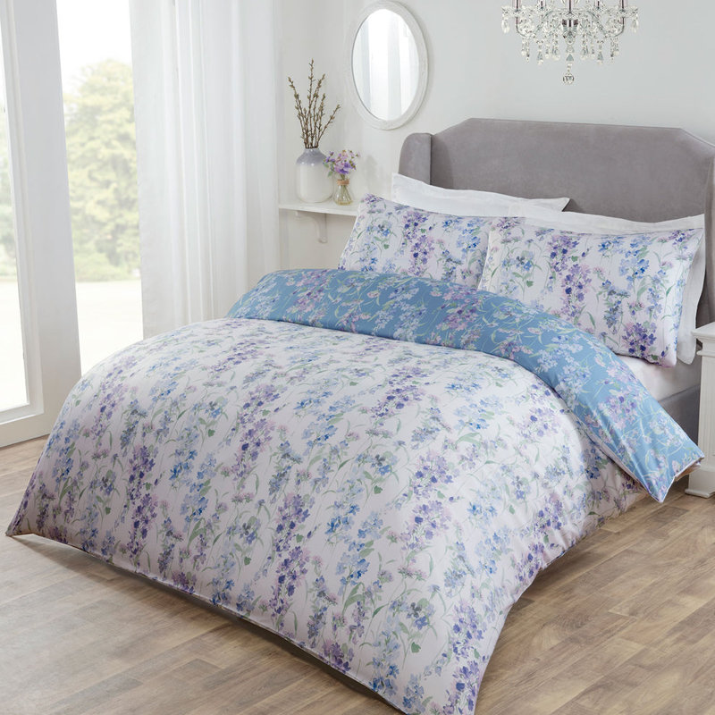 Wisteria Blue Floral Super Soft Polyester Duvet Set, Super King Bed (260 x 220 cm)