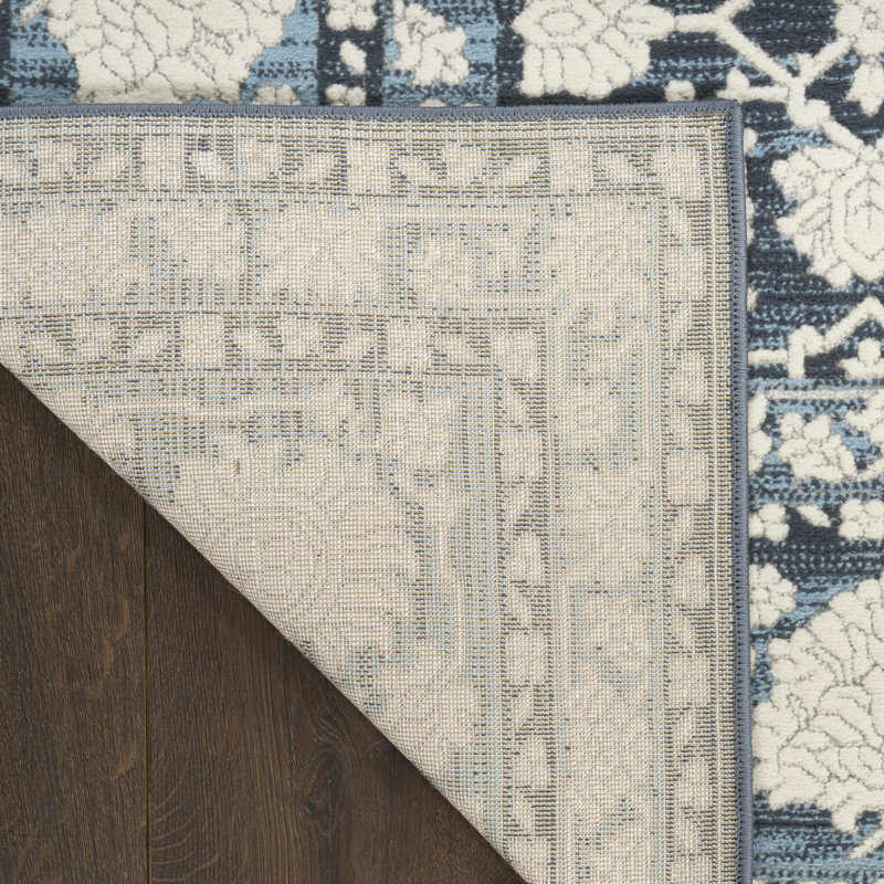 Tapis d'intérieur bleu Nourison Grace, Rectangle 5 pi 3 po x 7 pi 3 po