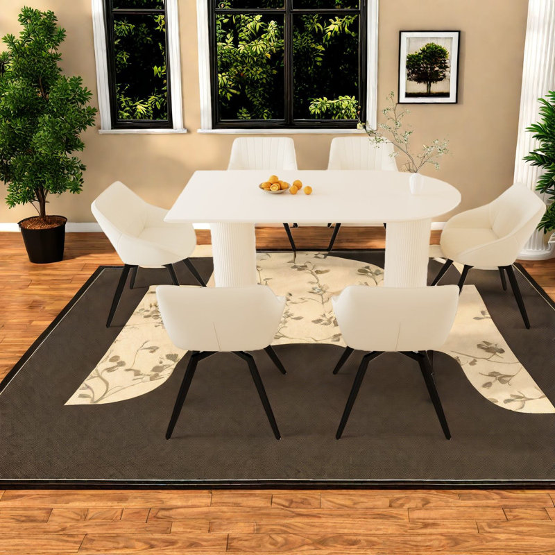 Ensembles de table de salle à manger en MDF spacieux et spacieux avec chaises en PU beige pour la maison