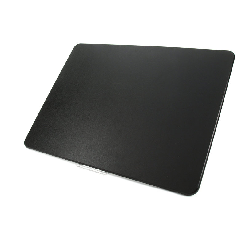 Planche à découper en plastique The Cutting Board Company, L 24 po x l 18 po, Noir