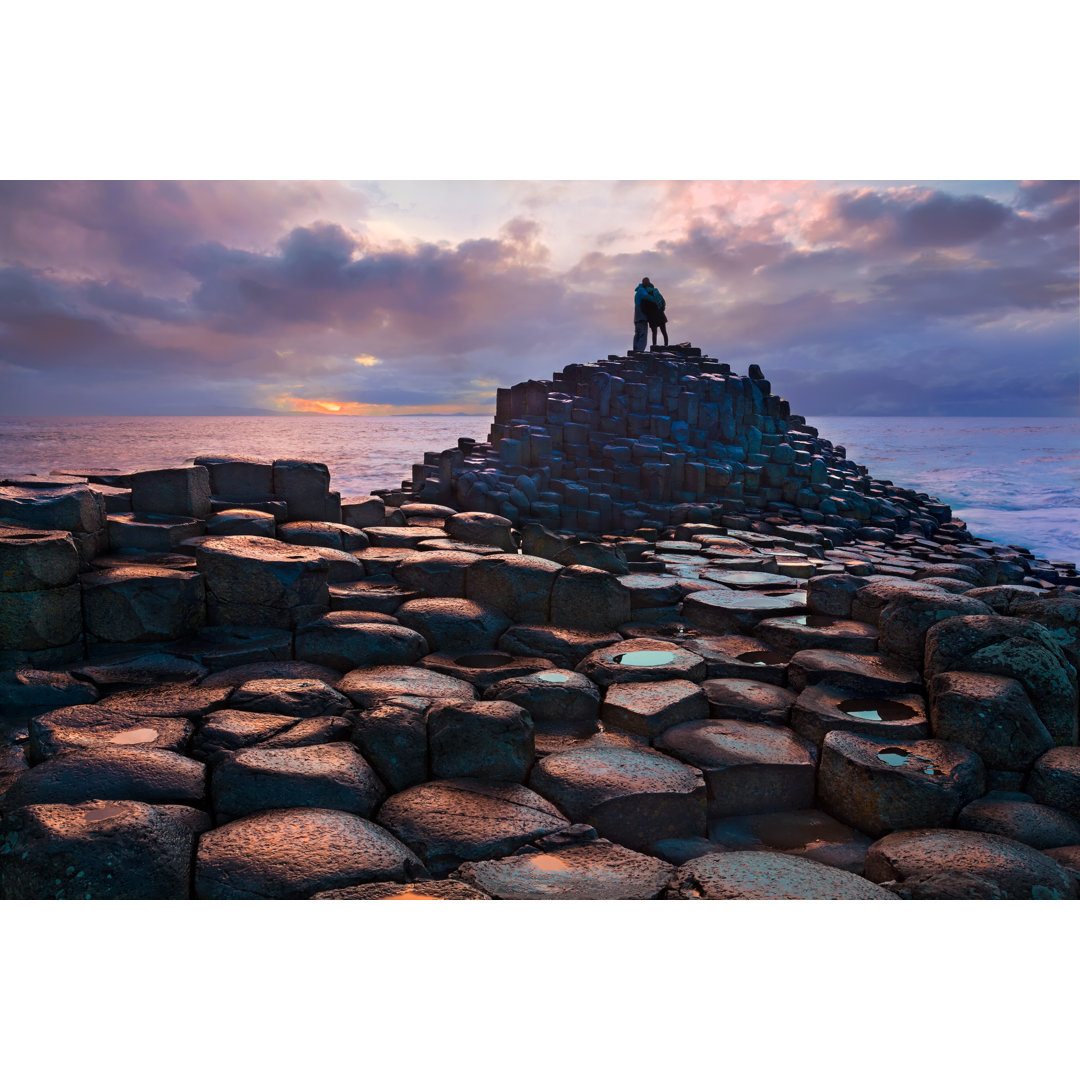 The Giants Causeway In County Antrim von DarkEni - Leinwandbild