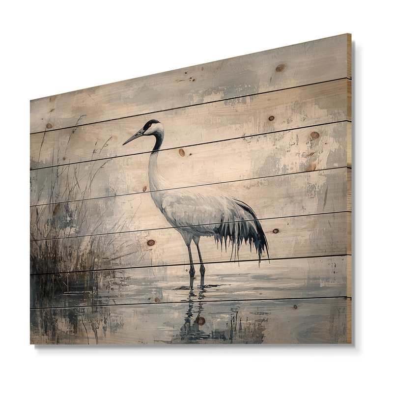 Crane dans un étang brumeux I - Décoration murale animal en héron - sur bois de pin naturel, H 24 po x l 32 po