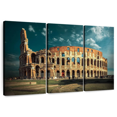 Sebbie Colosseum Sunlit à Rome