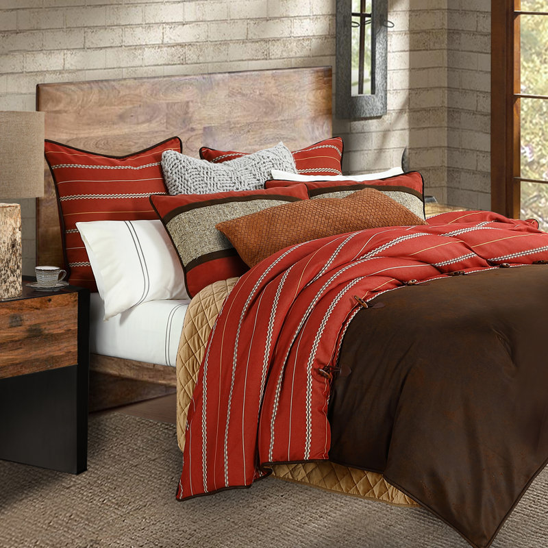 Carter Polyester Striped Comforter, Queen Comforter + 2 Shams