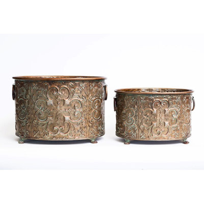 Cache-pot en métal