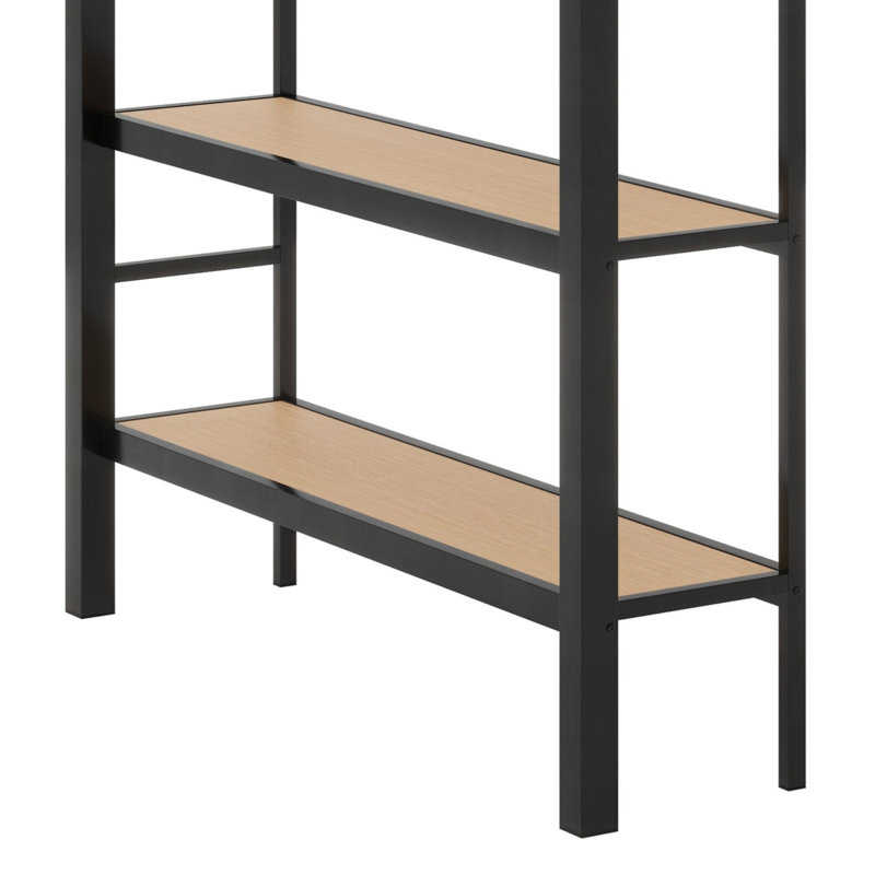 Lit mezzanine avec garde-robe, tablettes de rangement et panneau perforé