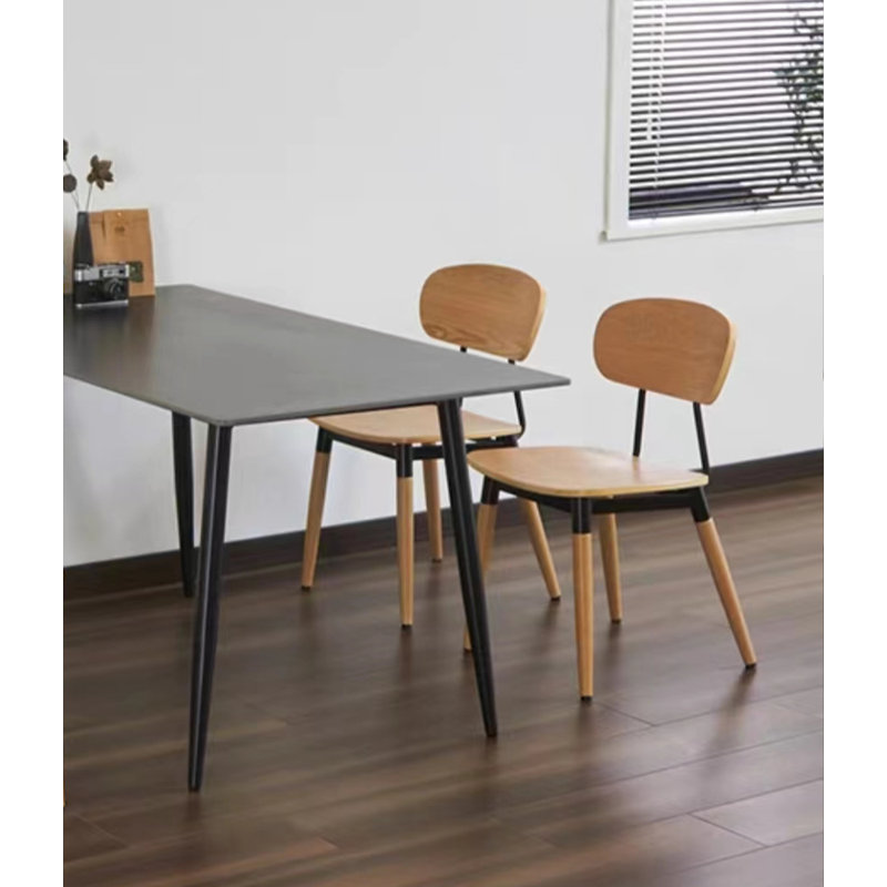 Chaise de salle à manger moderne et simple en bois massif à dossier multicouche