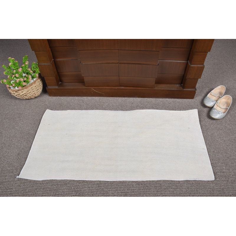 Tapis beige fait à la main en chanvre Anatolian pour vestibule et petits espaces