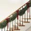 Guirlande de 9 pi en cèdre artificiel pré-éclairé avec lumières DEL et minuterie automatique, guirlande de verdure flexible pour manteau de cheminée, foyer, rampe d'escalier, décoration de Noël intérieure et extérieure