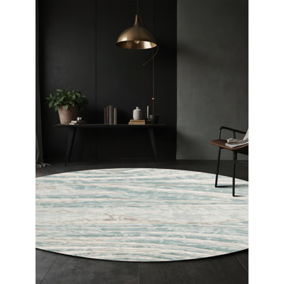 Tapis gris soyeux et moelleux