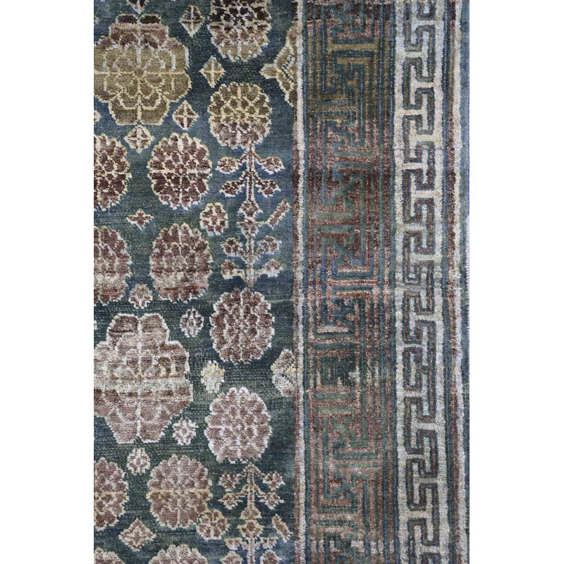 Silk Treasures Oriental Area Rug