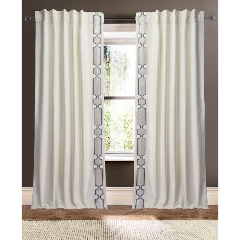 Exquisite, Ivory, 50" W x 98" L