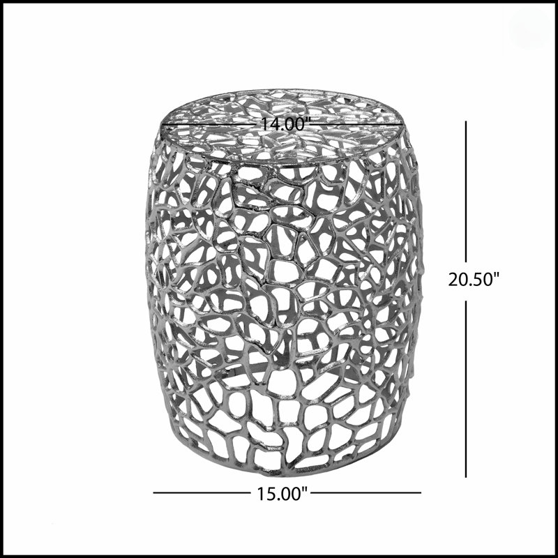 Table de bout cylindrique en aluminium fabriquée à la main avec un design en maille abstraite, parfaite pour les espaces de vie modernes et élégants