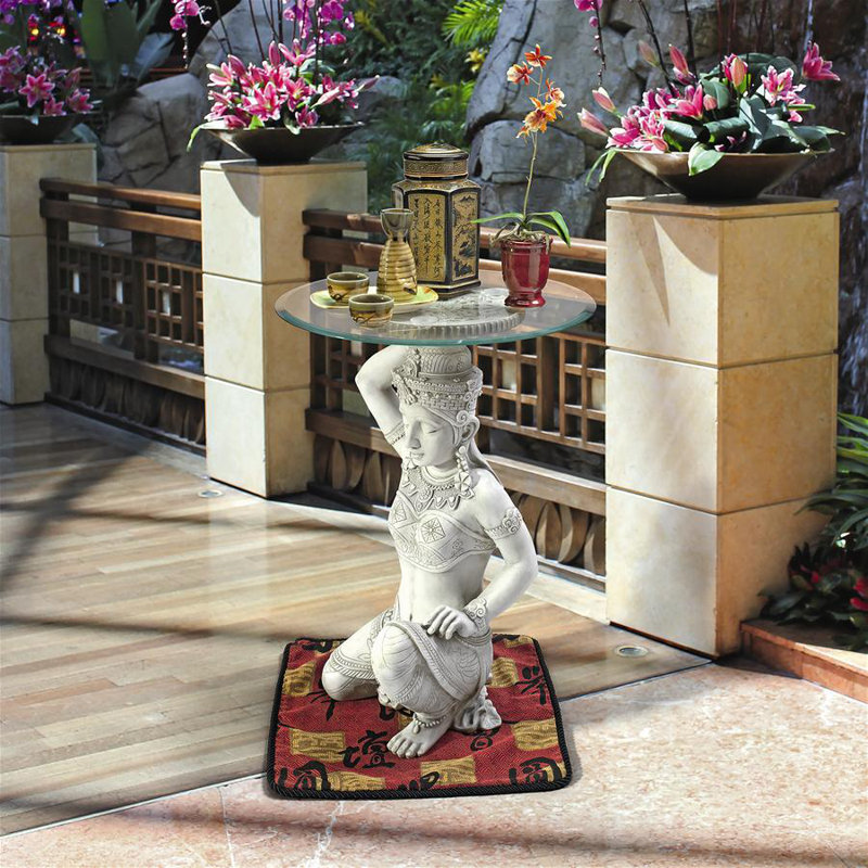 Grande table de bout avec figurine de 26 po de style thaïlandais Teppanom