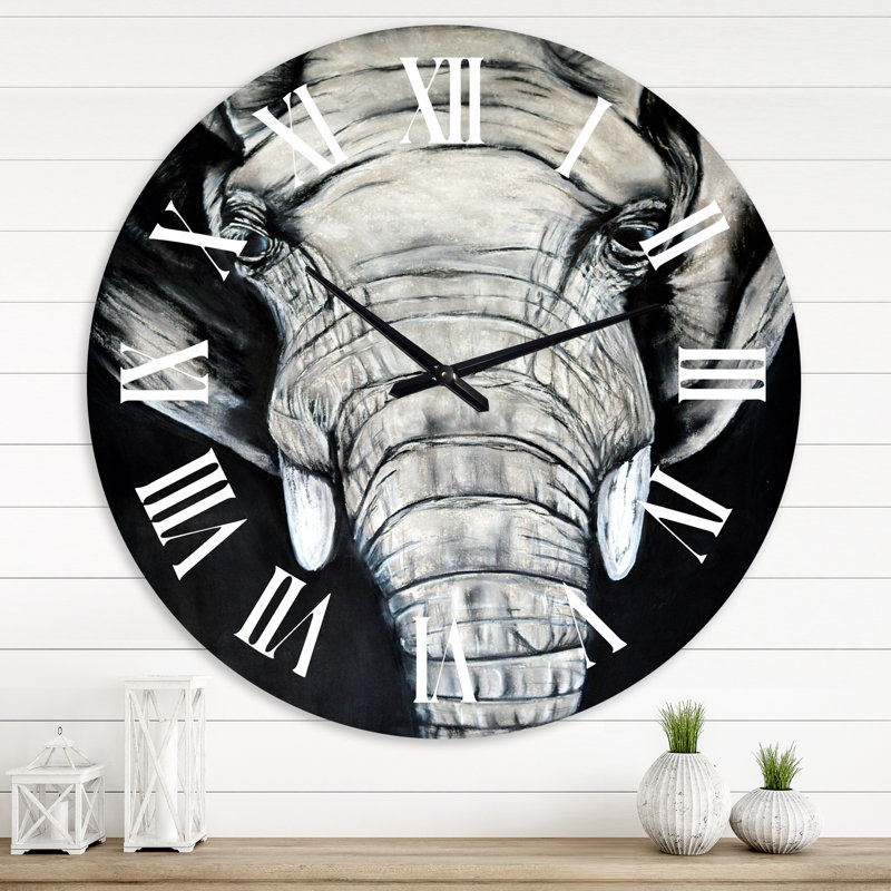 Le portrait d'un éléphant d'Afrique - Horloge murale de ferme, Moyenne