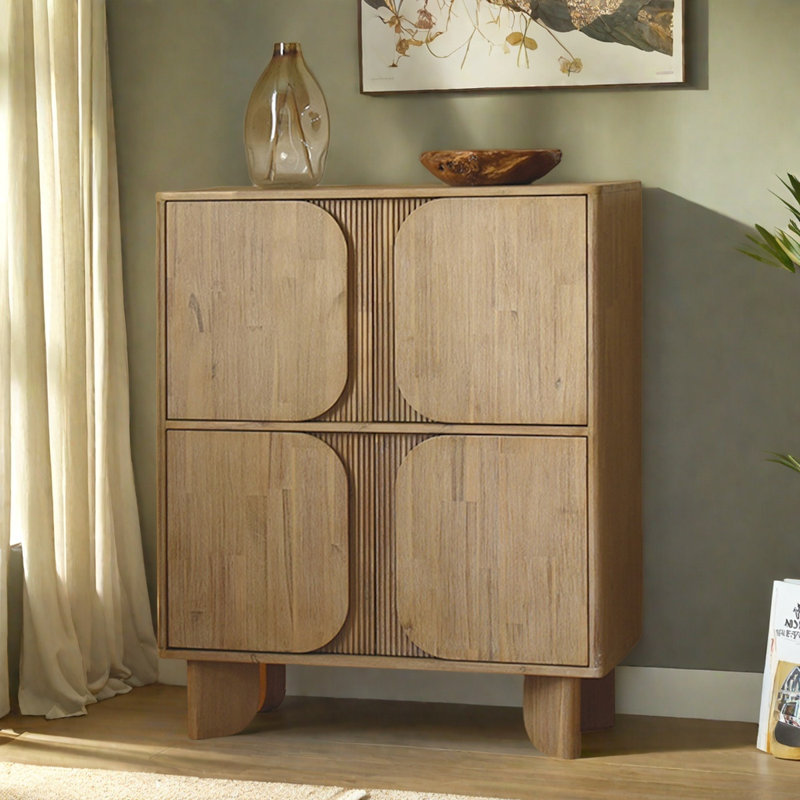 Buffet en bois massif à quatre portes