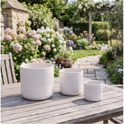 Ensemble de 3 pots à fleurs en céramique blanche faite à la main (5,5 à 9,65 pouces) - pots en argile texturés respirants pour plantes grasses
