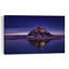 Impression d'art mural représentant le mont Saint-Michel la nuit, un paysage gothique et mystique magique.-1335381866