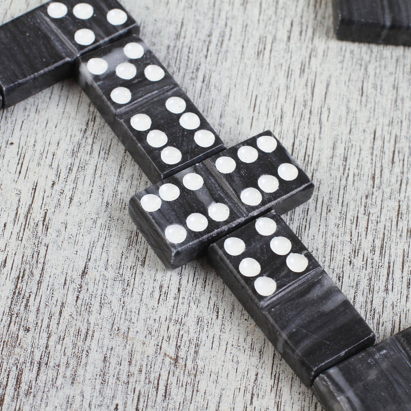 Johnsen Fascinating Défi Onyx Dominoes