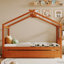 Lit de maison unique en bois avec lit gigogne simple coulissant, conçu pour l'imagination des enfants et pour économiser de l'espace dans les chambres-118019966