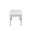 Banc en métal avec finition argentée et boutons traditionnels ornés de boutons ronds capitonnés pour un look classique, blanc crème