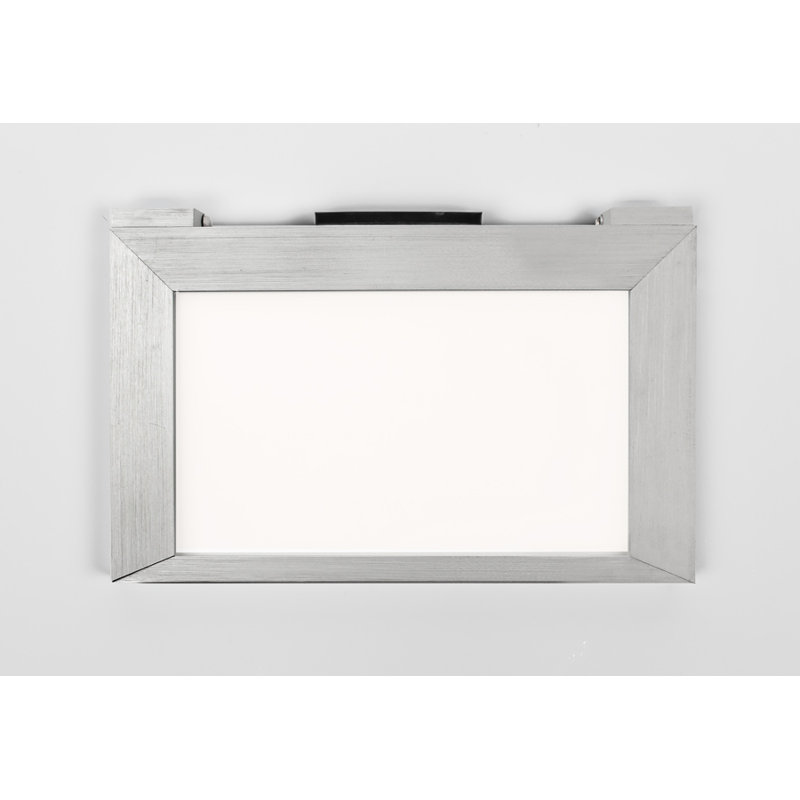 Barre d’éclairage del sous l’armoire, Aluminium brossé, H 4,56 po x l 6,94 po x p 0,5 po