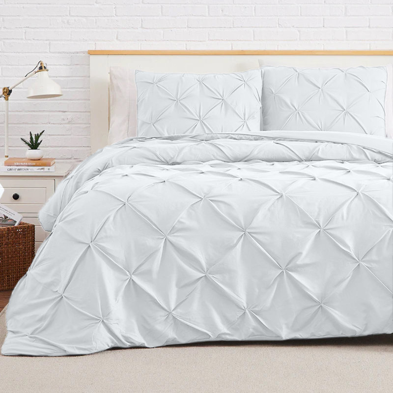  Luxurious Microfiber Pintuck Design Duvet Cover With Pillowcases , White, King Duvet Cover + 2 Standard Pillowcases