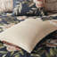 Édredon 8 pièces en coton bleu marine avec imprimé floral rosé 2 taies décoratives, coussins et jupe de lit assortis