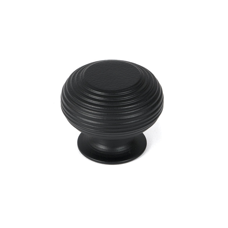 Beehive Cabinet Knob, Matt Black, 1.57" Knob Diameter