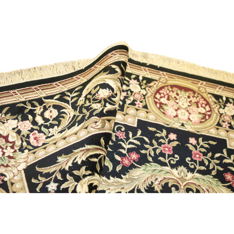 Hand Knotted Oriental Area Rug in Black