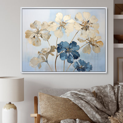 Fleurs de géraniums beiges et bleus