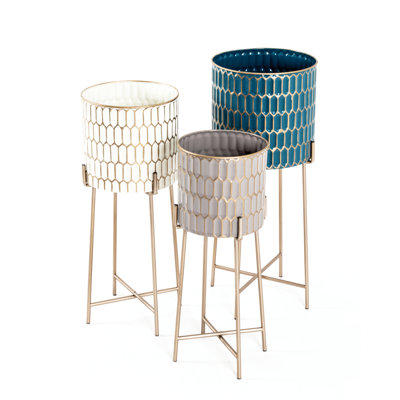 Chugwater Tray Top Nesting Tables
