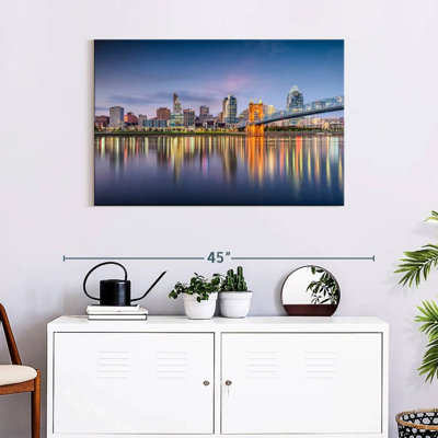 Hannes Cincinnati City Skyline