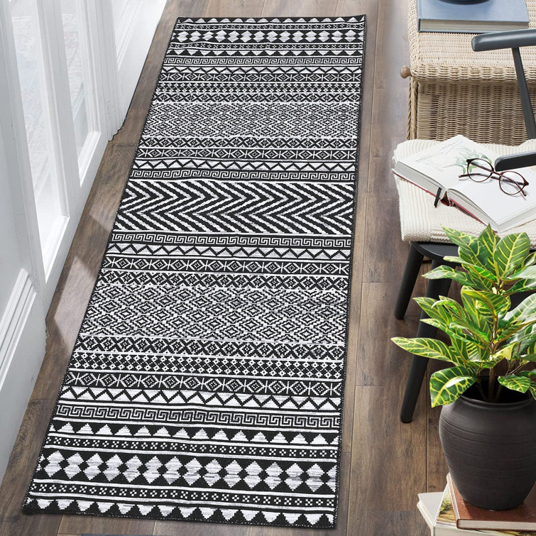 Karelie Washable Striped Indoor Rug