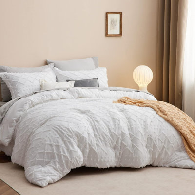 California King Comforter Set - White Comforter, Boho Tufted Shabby Chic Bedding Comforter Set, 3 Pieces Farmhouse Bed Set For All Seasons, Fluffy Soft Bedding Set With 2 Pillow Shams