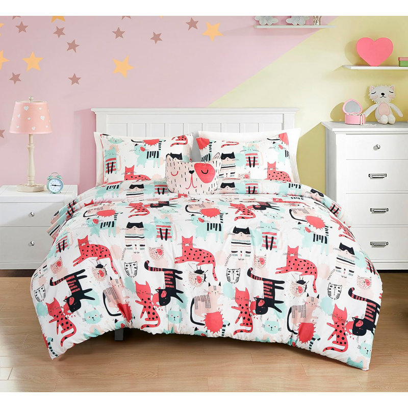 Whimsical Cartoon Cats Full/Queen Microfiber Comforter Set