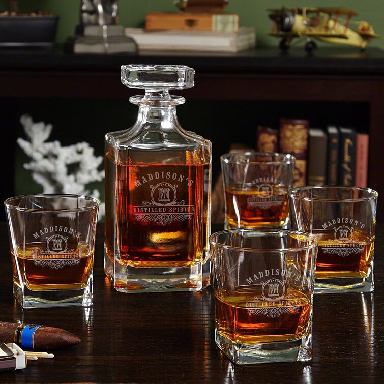 Personalized Whiskey Gift Set 49/1 Decanter 2 Whiskey Glasses. Fan