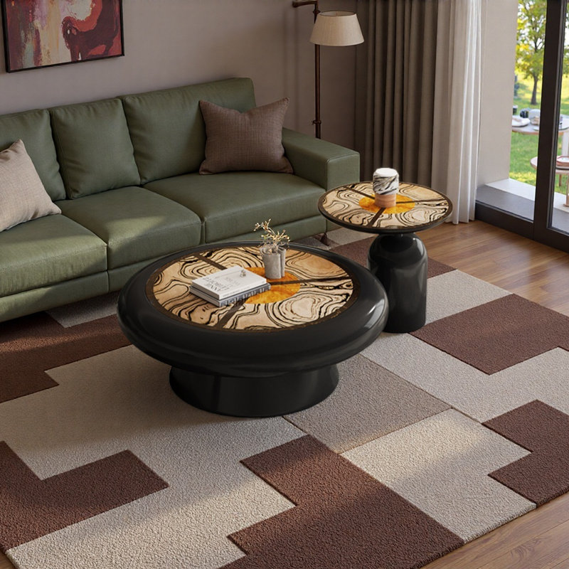 Table basse de style italien classique avec lumière de luxe